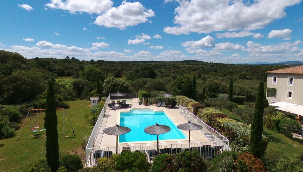 Hotel Restaurant Le Gardon - Pont Du Gard Collias Exterior foto